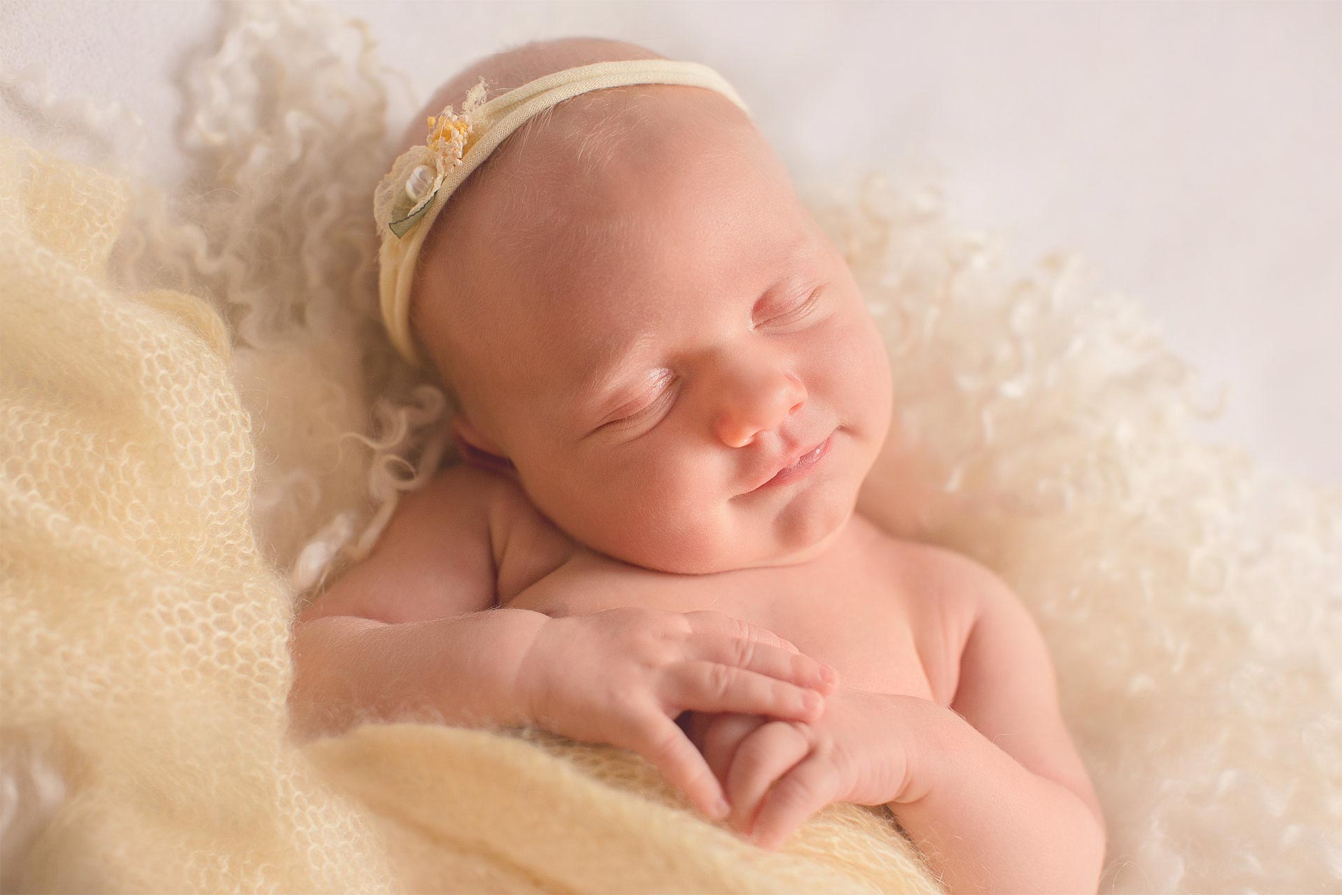 Стулова Полина, художественное фото новорожденных